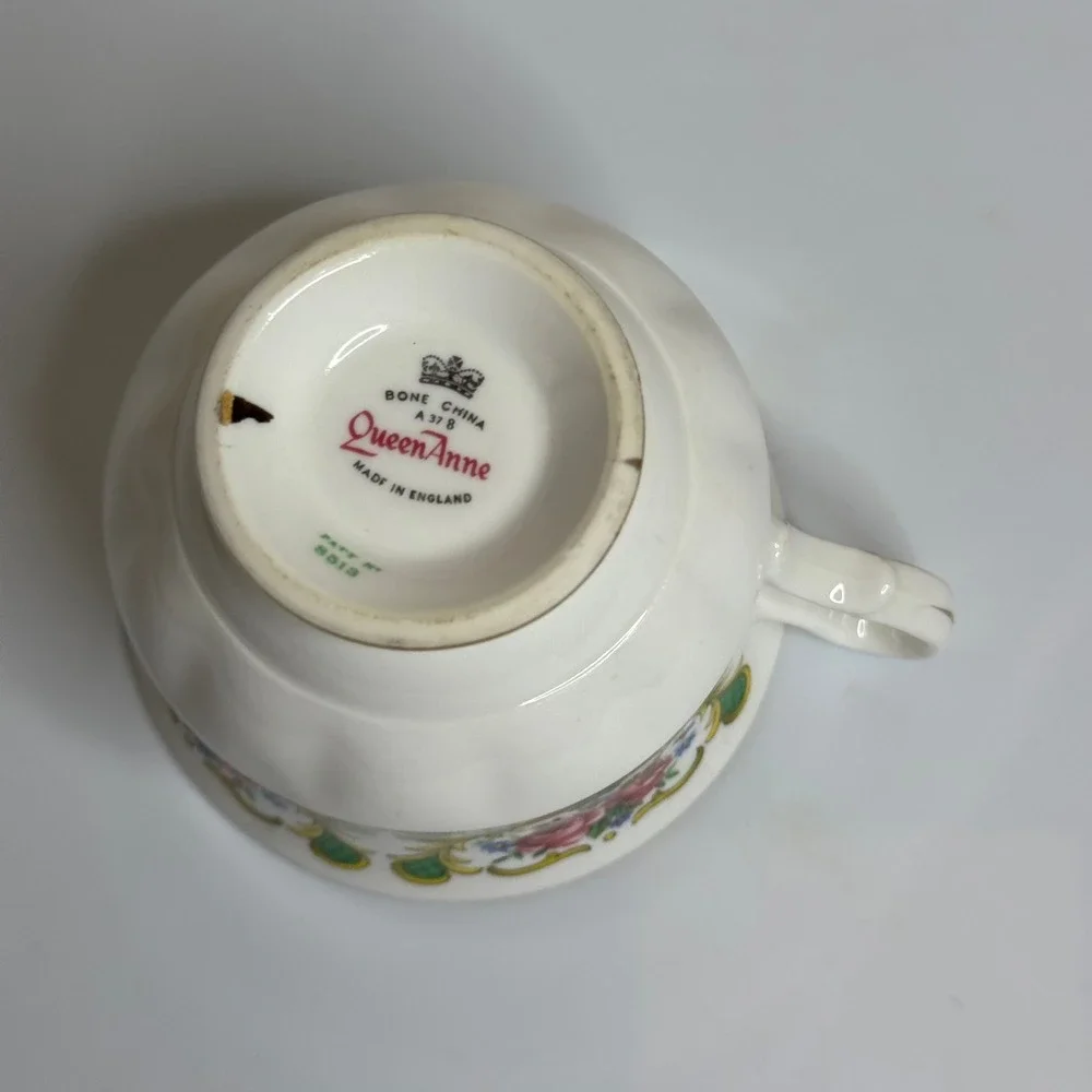 Queen Anne Bone China Tea Cup England Pattern Pink Rose Gold Trim